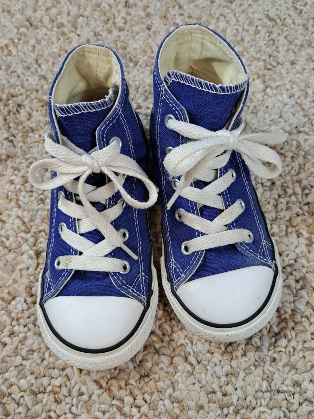 Converse | High Top Sneaker | Size 10